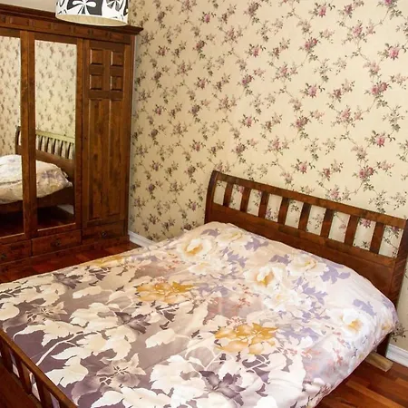 Rueuetli Residence Apartment